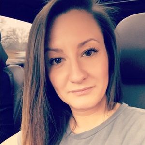 Meet your Posher, Sylvia